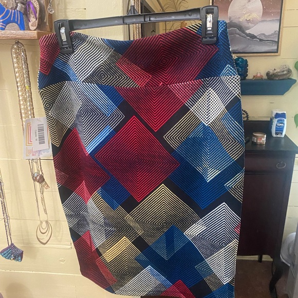 Geometric Patterned Skirt - Multicolor - Picture 3 of 3